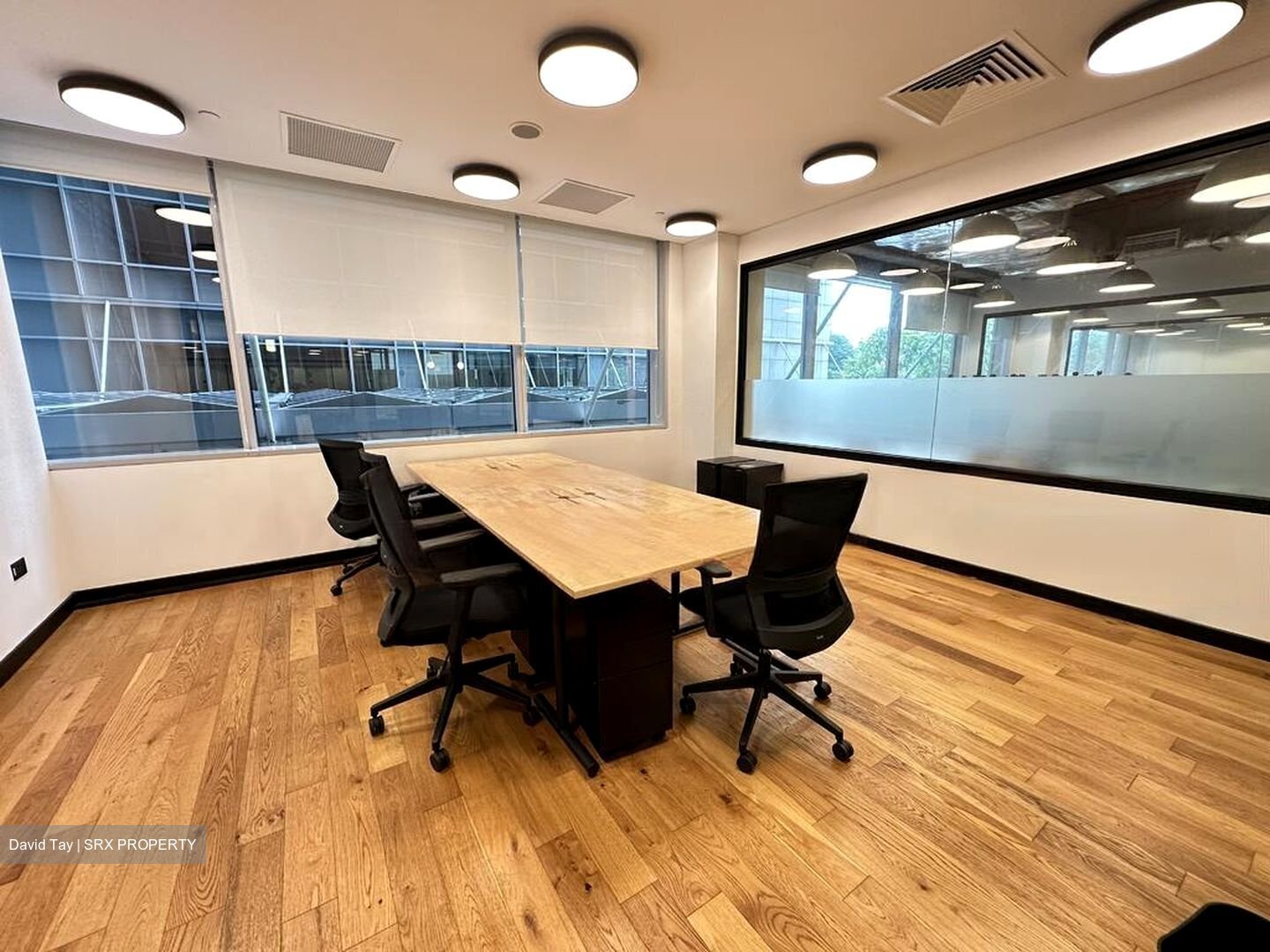 UE Square (D9), Office #456727421